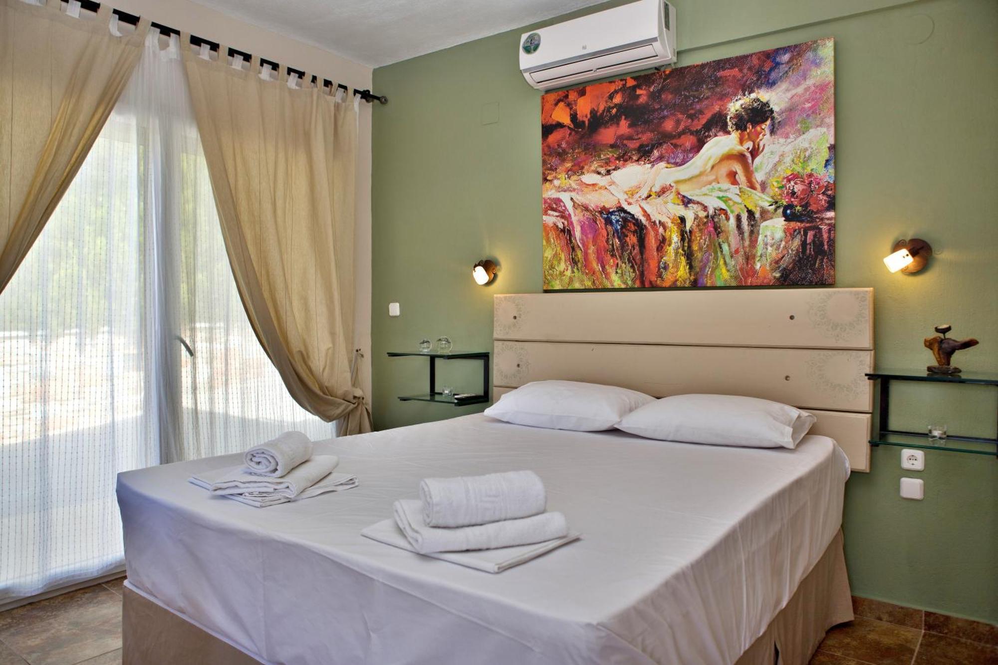 Axion Esti Apartments Bandar Skopelos Luaran gambar